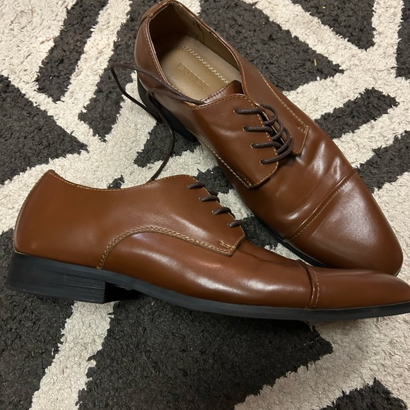 Men’s Express Leather Dress Shoes - Size 12